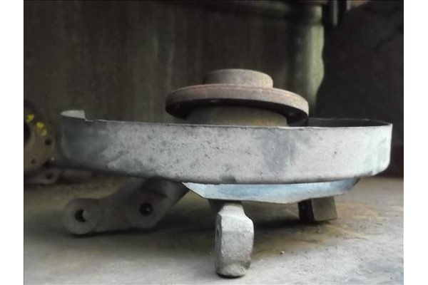 Recambio de mangueta delantero derecha para fiat uno (146) 60 1.1 referencia OEM IAM   