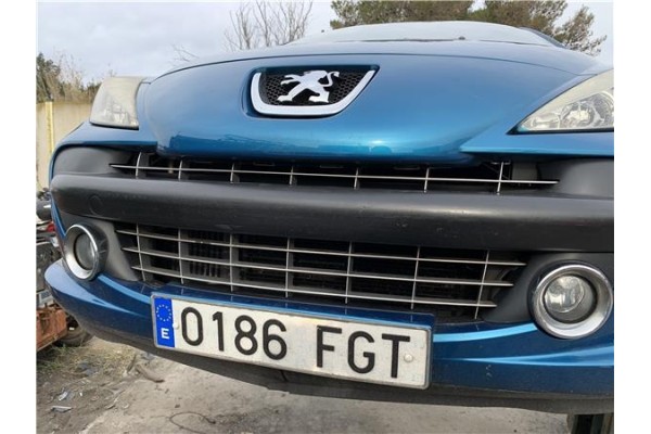 Recambio de paragolpes delantero para peugeot 207 1.6 hdi referencia OEM IAM   