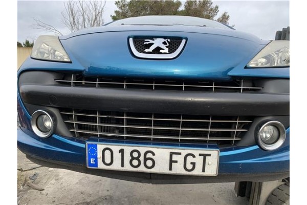 Recambio de paragolpes delantero para peugeot 207 1.6 hdi referencia OEM IAM   