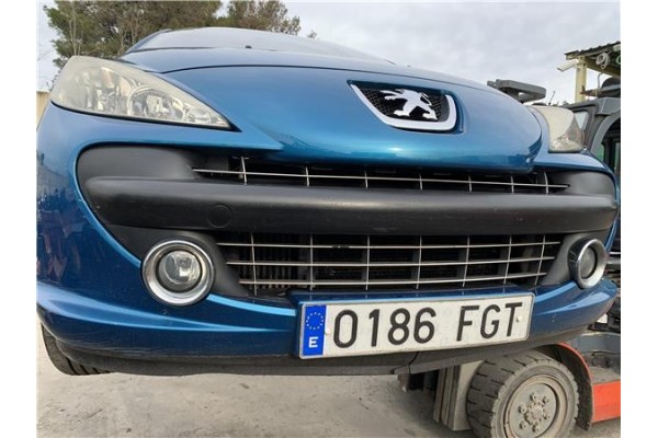 Recambio de paragolpes delantero para peugeot 207 1.6 hdi referencia OEM IAM   