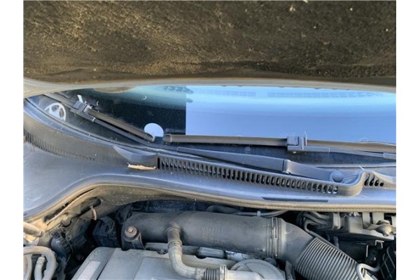Recambio de brazo limpiaparabrisas delantero derecho para volkswagen golf v (1k1) 2.0 tdi 16v referencia OEM IAM 1K1955410  