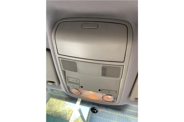 Recambio de luz delantero central techo para volkswagen golf v (1k1) 2.0 tdi 16v referencia OEM IAM 1K0947105T  