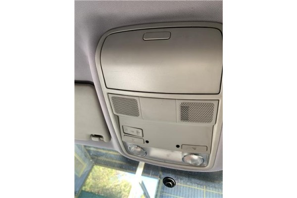 Recambio de luz delantero central techo para volkswagen golf v (1k1) 2.0 tdi 16v referencia OEM IAM 1K0947105T  