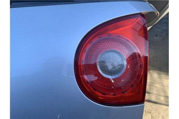 Recambio de piloto porton trasero derecho para volkswagen golf v (1k1) 2.0 tdi 16v referencia OEM IAM 1K6945094E  