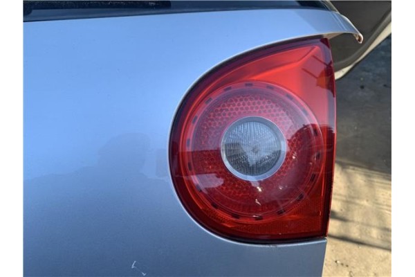 Recambio de piloto porton trasero derecho para volkswagen golf v (1k1) 2.0 tdi 16v referencia OEM IAM 1K6945094E  