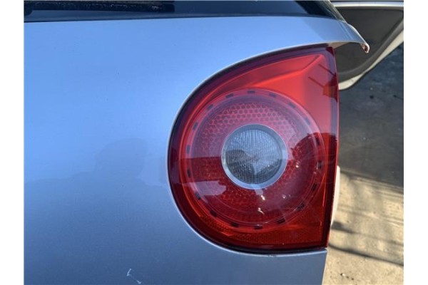 Recambio de piloto porton trasero derecho para volkswagen golf v (1k1) 2.0 tdi 16v referencia OEM IAM 1K6945094E  