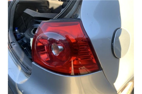 Recambio de piloto trasero derecho para volkswagen golf v (1k1) 2.0 tdi 16v referencia OEM IAM 1K6945096AA  