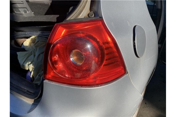 Recambio de piloto trasero derecho para volkswagen golf v (1k1) 2.0 tdi 16v referencia OEM IAM 1K6945096AA  