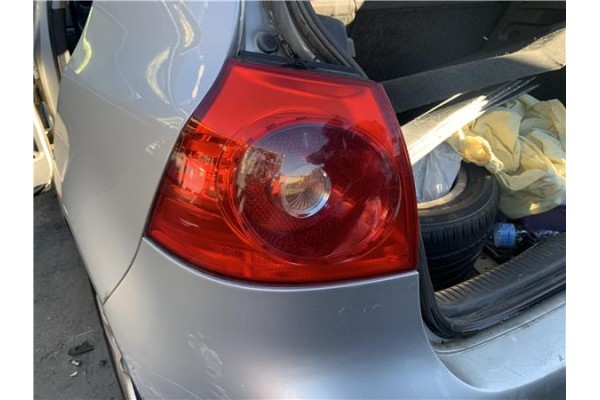 Recambio de piloto trasero izquierdo para volkswagen golf v (1k1) 2.0 tdi 16v referencia OEM IAM 1K6945095AA  