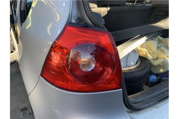 Recambio de piloto trasero izquierdo para volkswagen golf v (1k1) 2.0 tdi 16v referencia OEM IAM 1K6945095AA  