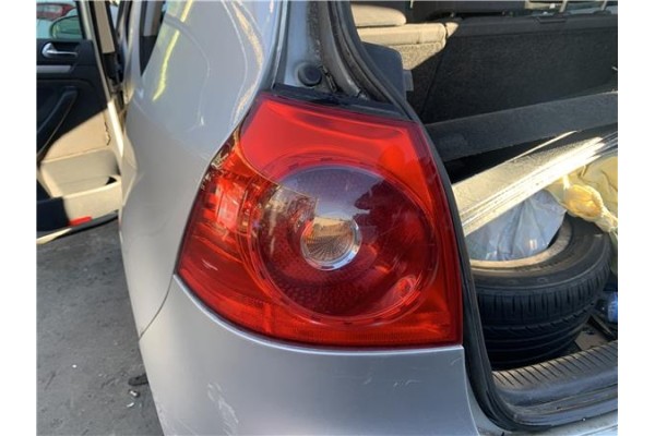 Recambio de piloto trasero izquierdo para volkswagen golf v (1k1) 2.0 tdi 16v referencia OEM IAM 1K6945095AA  