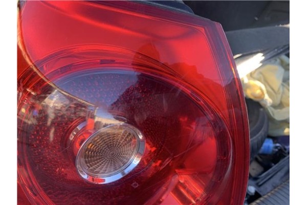 Recambio de piloto trasero izquierdo para volkswagen golf v (1k1) 2.0 tdi 16v referencia OEM IAM 1K6945095AA  