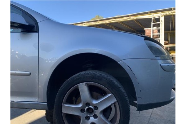 Recambio de aleta delantero derecha para volkswagen golf v (1k1) 2.0 tdi 16v referencia OEM IAM 1K6821022A  