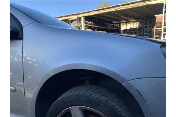 Recambio de aleta delantero derecha para volkswagen golf v (1k1) 2.0 tdi 16v referencia OEM IAM 1K6821022A  