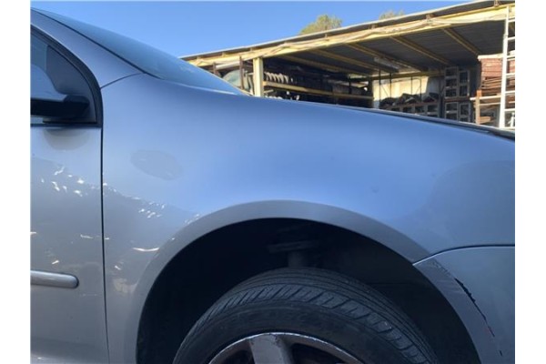 Recambio de aleta delantero derecha para volkswagen golf v (1k1) 2.0 tdi 16v referencia OEM IAM 1K6821022A  