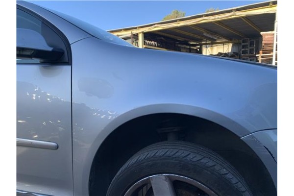 Recambio de aleta delantero derecha para volkswagen golf v (1k1) 2.0 tdi 16v referencia OEM IAM 1K6821022A  