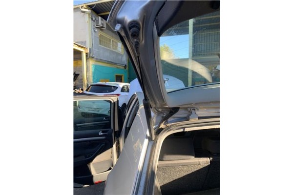 Recambio de amortiguador porton para volkswagen golf v (1k1) 2.0 tdi 16v referencia OEM IAM 1K6827550F  