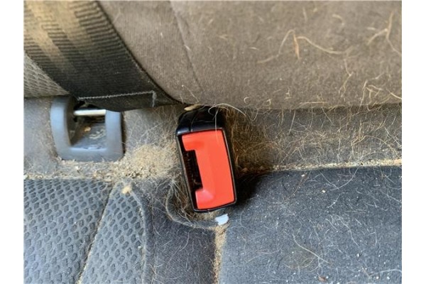 Recambio de anclaje cinturon trasero derecho para volkswagen golf v (1k1) 2.0 tdi 16v referencia OEM IAM 1K6857806D  