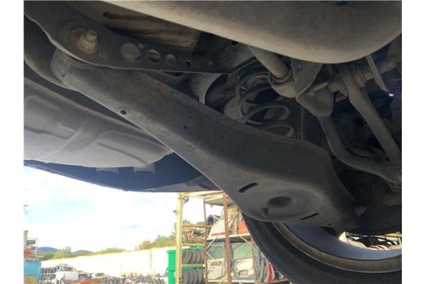 Recambio de brazo inferior trasero izquierdo para volkswagen golf v (1k1) 2.0 tdi 16v referencia OEM IAM 1K0505311AB  
