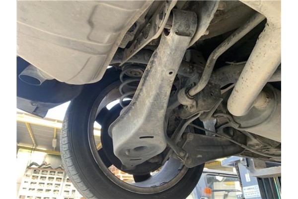 Recambio de brazo inferior trasero izquierdo para volkswagen golf v (1k1) 2.0 tdi 16v referencia OEM IAM 1K0505311AB  