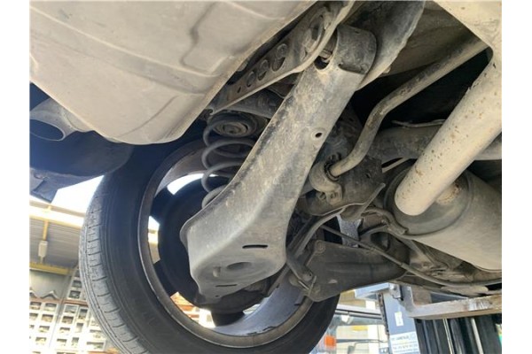 Recambio de brazo inferior trasero izquierdo para volkswagen golf v (1k1) 2.0 tdi 16v referencia OEM IAM 1K0505311AB  