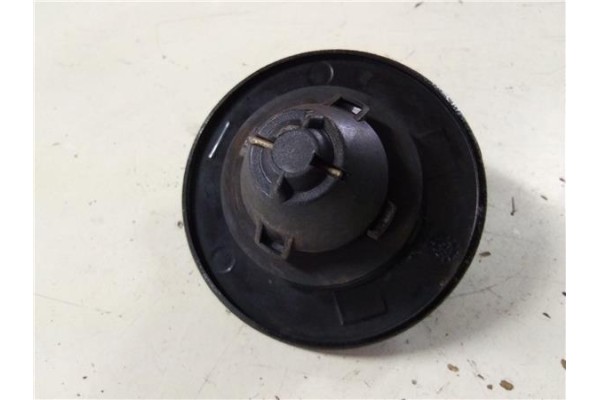 Recambio de tapon combustible para citroen ax 1.4 gti referencia OEM IAM   