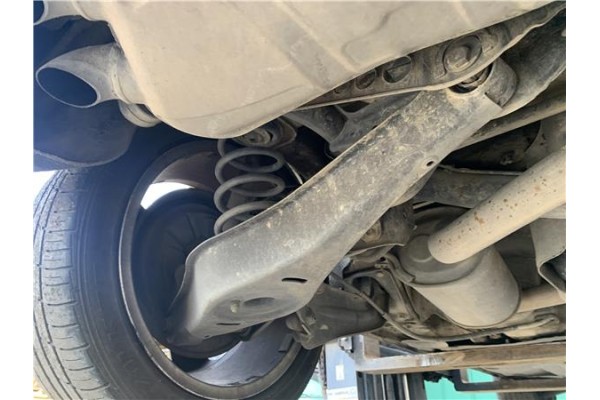 Recambio de brazo inferior trasero izquierdo para volkswagen golf v (1k1) 2.0 tdi 16v referencia OEM IAM 1K0505311AB  