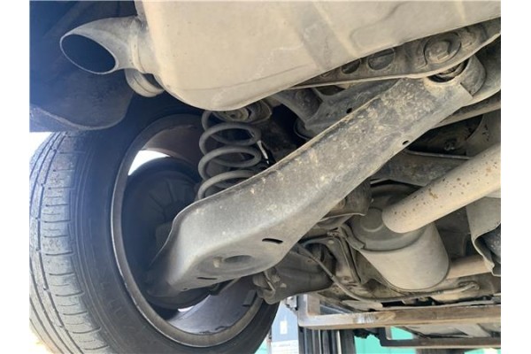 Recambio de brazo inferior trasero izquierdo para volkswagen golf v (1k1) 2.0 tdi 16v referencia OEM IAM 1K0505311AB  