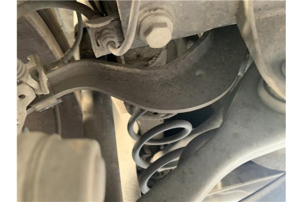 Recambio de brazo superior derecho suspension trasero para volkswagen golf v (1k1) 2.0 tdi 16v referencia OEM IAM 1K0505323N 5Q0