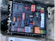 Recambio de caja fusibles/rele para volkswagen golf v (1k1) 2.0 tdi 16v referencia OEM IAM 01394932 13949631 