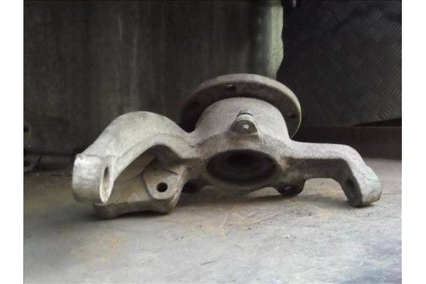 Recambio de mangueta delantero derecha para fiat fiorino (147) 1.7 diesel referencia OEM IAM   