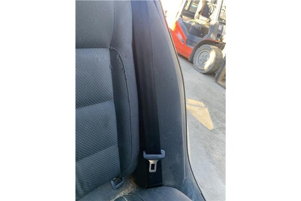 Recambio de cinturon seguridad trasero izquierdo para volkswagen golf v (1k1) 2.0 tdi 16v referencia OEM IAM 1K6857805D  