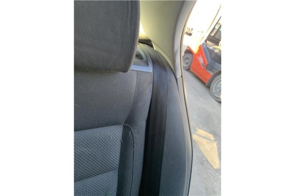 Recambio de cinturon seguridad trasero izquierdo para volkswagen golf v (1k1) 2.0 tdi 16v referencia OEM IAM 1K6857805D  
