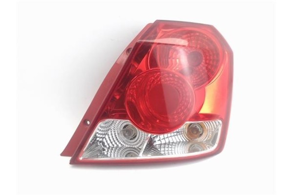 Recambio de piloto trasero derecho para chevrolet kalos 1.2 se referencia OEM IAM 96540269 96494900 96494900 , CHEVROLET