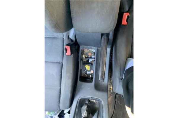 Recambio de consola para volkswagen golf v (1k1) 2.0 tdi 16v referencia OEM IAM 1K0863243C 1K5864251C 