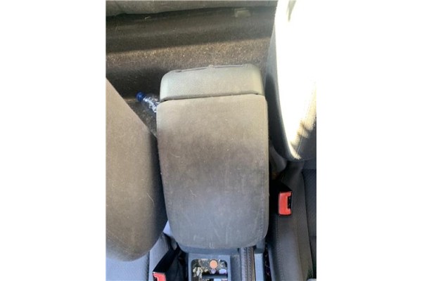 Recambio de consola para volkswagen golf v (1k1) 2.0 tdi 16v referencia OEM IAM 1K0863243C 1K5864251C 