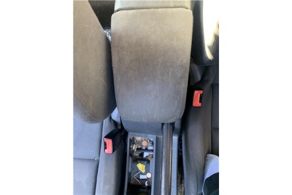 Recambio de consola para volkswagen golf v (1k1) 2.0 tdi 16v referencia OEM IAM 1K0863243C 1K5864251C 