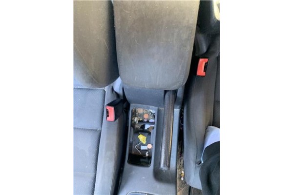 Recambio de consola para volkswagen golf v (1k1) 2.0 tdi 16v referencia OEM IAM 1K0863243C 1K5864251C 