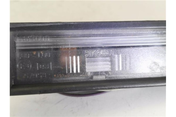 Recambio de piloto matricula para alfa romeo gt (125) 1.9 jtd referencia OEM IAM 517134000  