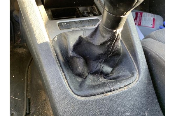 Recambio de palanca de cambio para volkswagen golf v (1k1) 2.0 tdi 16v referencia OEM IAM 1K0711112  