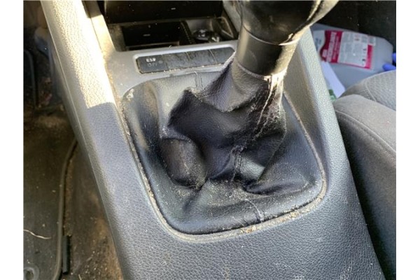 Recambio de palanca de cambio para volkswagen golf v (1k1) 2.0 tdi 16v referencia OEM IAM 1K0711112  