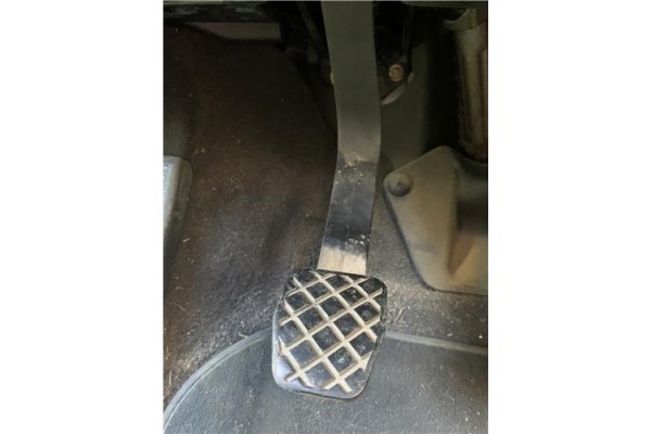 Recambio de pedal embrague para volkswagen golf v (1k1) 2.0 tdi 16v referencia OEM IAM 1K1721321B 1K1721321E 