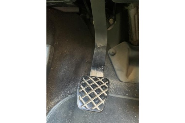 Recambio de pedal embrague para volkswagen golf v (1k1) 2.0 tdi 16v referencia OEM IAM 1K1721321B 1K1721321E 