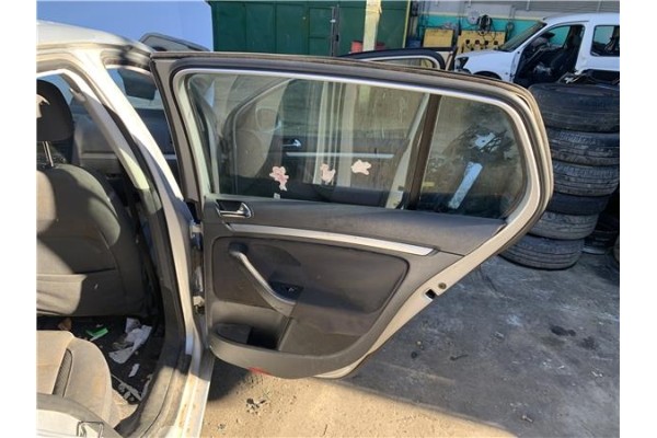 Recambio de puerta trasero derecha para volkswagen golf v (1k1) 2.0 tdi 16v referencia OEM IAM 1K6833106J  