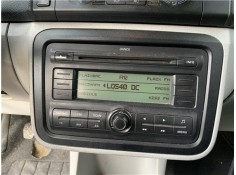 Recambio de autoradio para skoda fabia (5j2) 1.4 tdi referencia OEM IAM AAO700002  