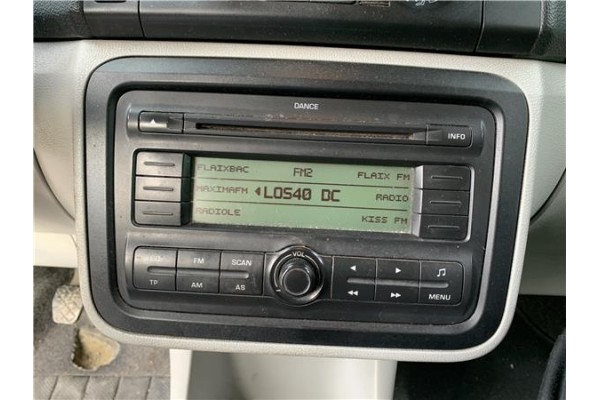 Recambio de autoradio para skoda fabia (5j2) 1.4 tdi referencia OEM IAM AAO700002  