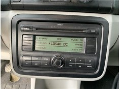 Recambio de autoradio para skoda fabia (5j2) 1.4 tdi referencia OEM IAM AAO700002  