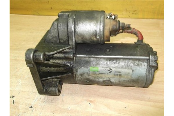 Recambio de motor arranque para renault megane ii berlina 3p 1.9 authentique confort referencia OEM IAM 8200331251 D7R49 