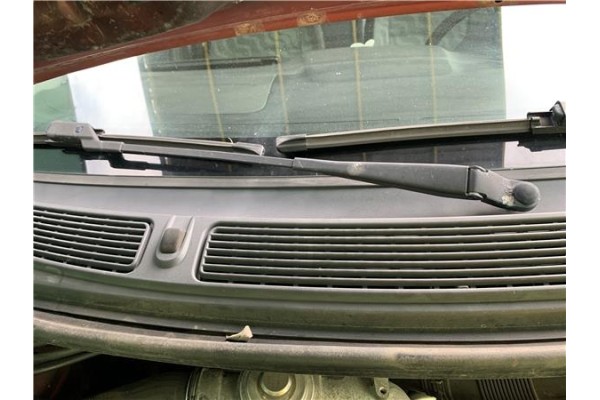 Recambio de brazo limpiaparabrisas delantero derecho para skoda fabia (5j2) 1.4 tdi referencia OEM IAM 5J1955410B 5J1955410C 