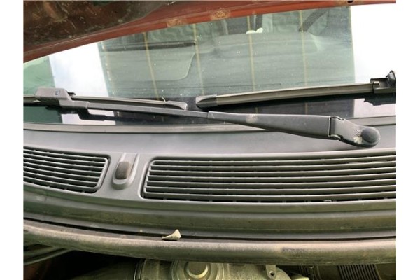 Recambio de brazo limpiaparabrisas delantero derecho para skoda fabia (5j2) 1.4 tdi referencia OEM IAM 5J1955410B 5J1955410C 